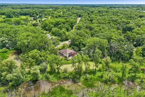 1191 Hunters Lane Libertyville IL 60048