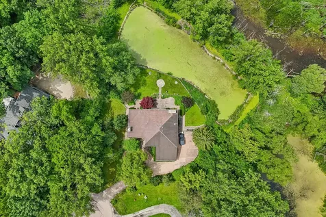 1191 Hunters Lane Libertyville IL 60048