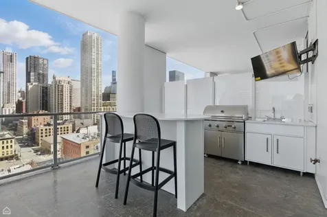 146 West Erie Street Chicago IL 60654