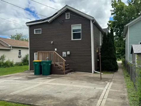 1021 North Hickory Street Joliet IL 60435