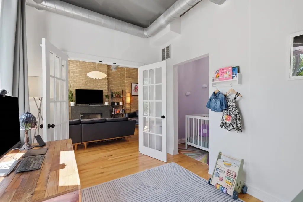 1245 West George Street Chicago IL 60657