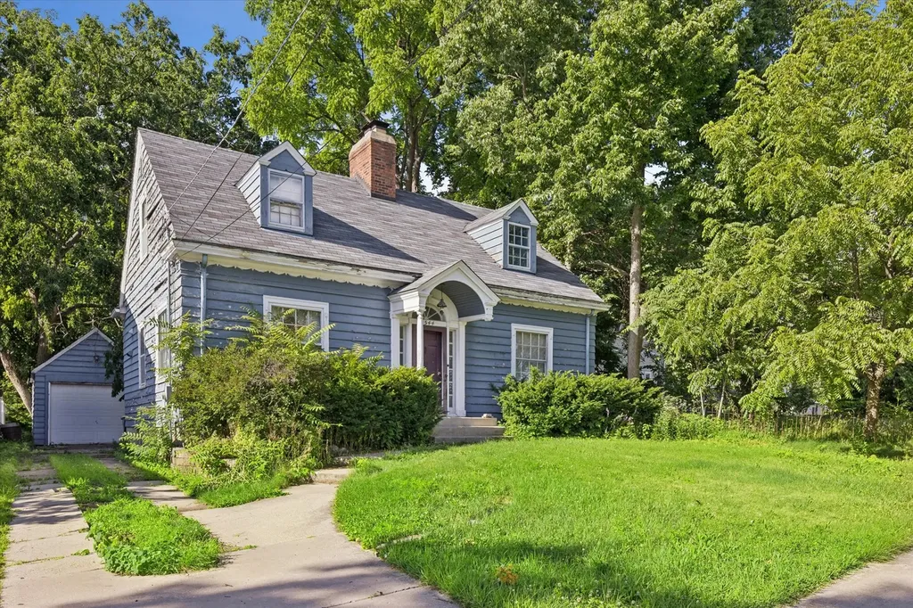 544 Turner Avenue Glen Ellyn IL 60137