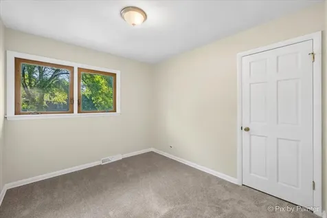 3911 Eastway Drive Island Lake IL 60042