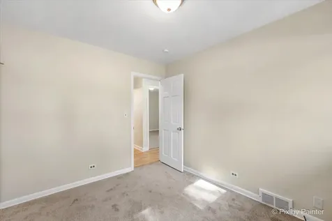 3911 Eastway Drive Island Lake IL 60042