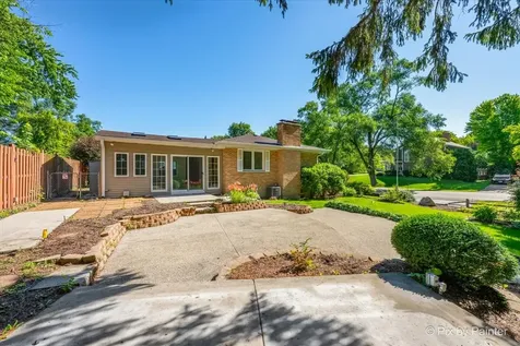 3911 Eastway Drive Island Lake IL 60042