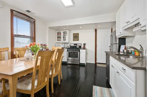 1512 West School Street Chicago IL 60657