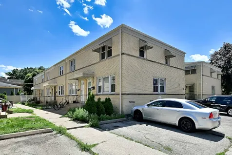 7911 North Avenue River Forest IL 60305