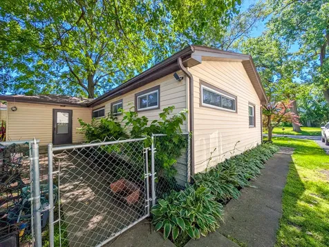 291 3RD Street Wheeling IL 60090