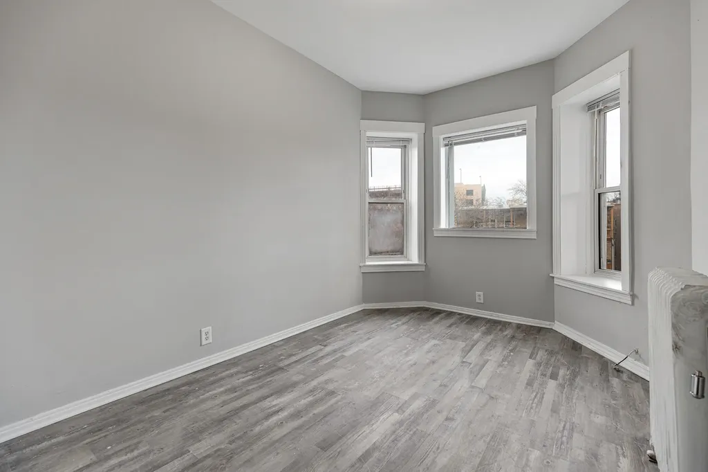 4431 North Racine Avenue Chicago IL 60640