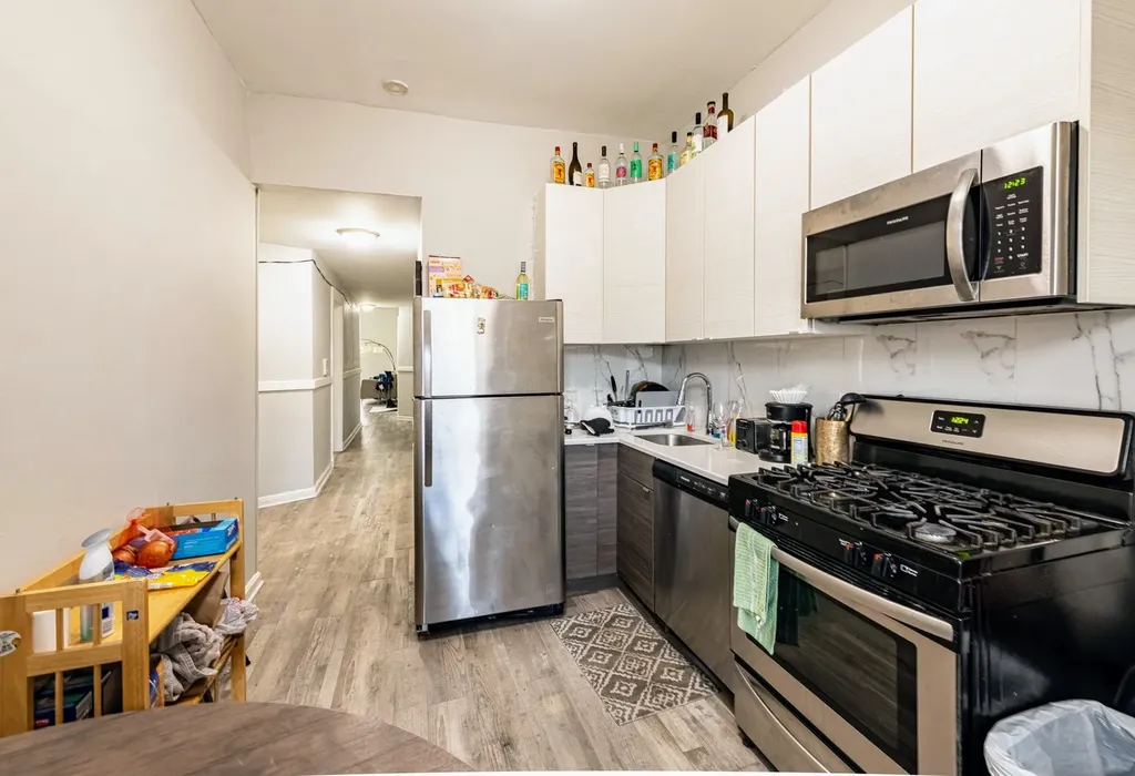 4431 North Racine Avenue Chicago IL 60640