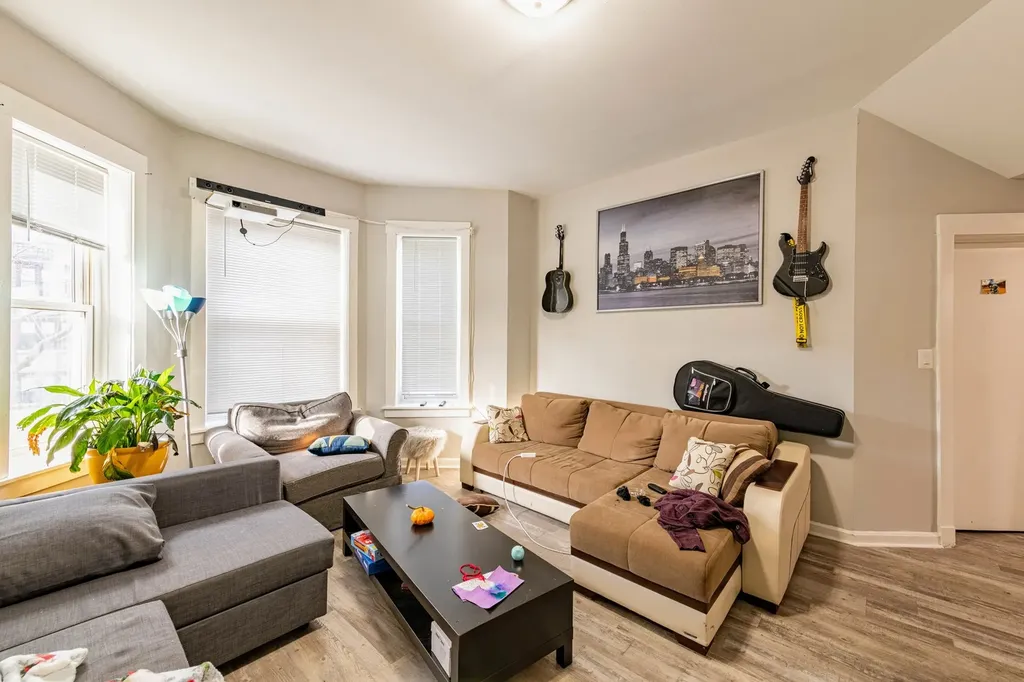 4431 North Racine Avenue Chicago IL 60640