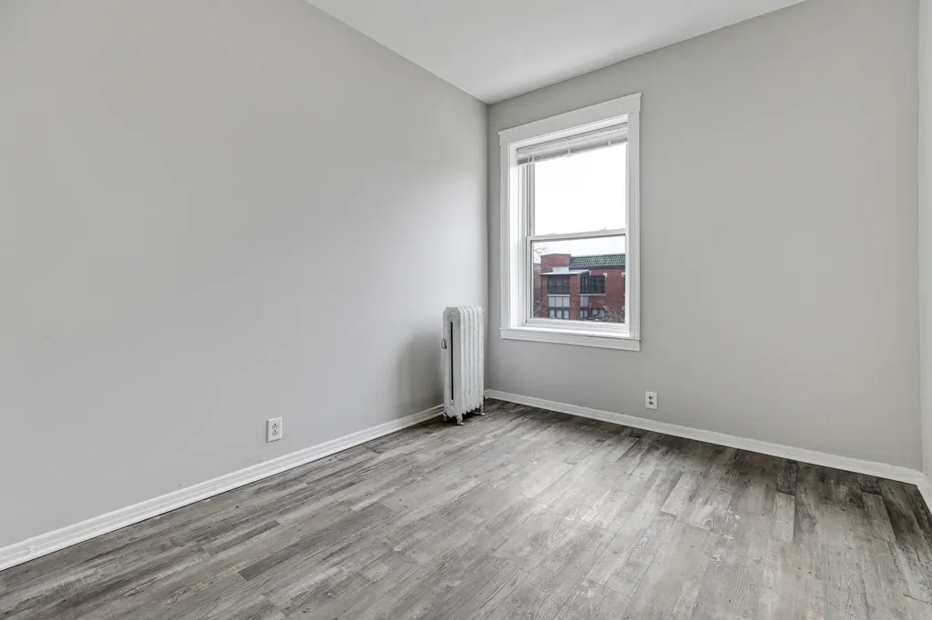 4431 North Racine Avenue Chicago IL 60640