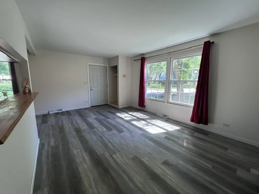 518 Darlene Lane Glendale Heights IL 60139