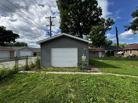 404 Brumbach Street Streator IL 61364