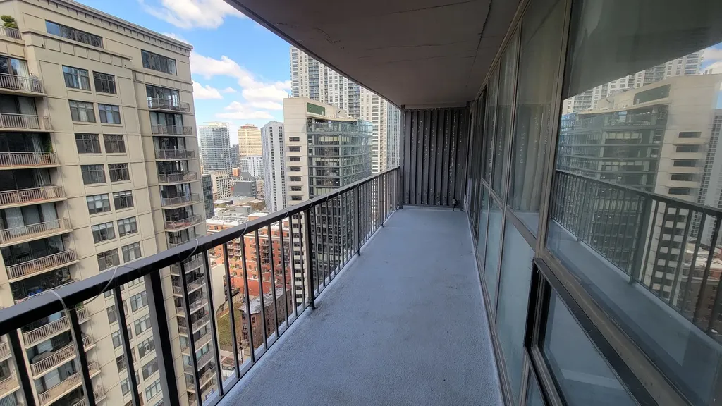 10 East Ontario Street Chicago IL 60611