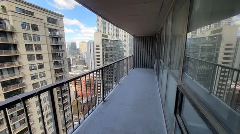 10 East Ontario Street Chicago IL 60611