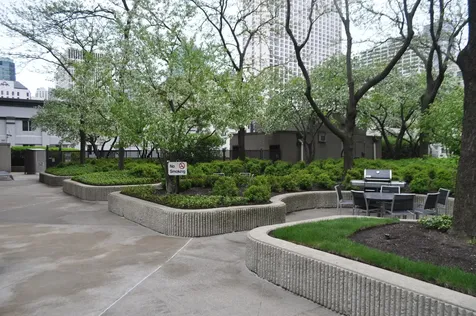 10 East Ontario Street Chicago IL 60611