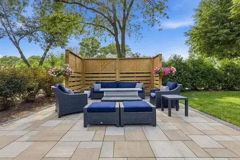 607 East Frederick Street Arlington Heights IL 60004