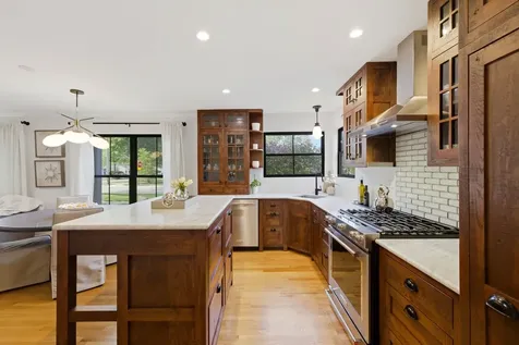 607 East Frederick Street Arlington Heights IL 60004