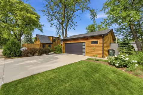 607 East Frederick Street Arlington Heights IL 60004