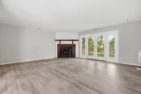 641 Clover Road Wauconda IL 60084