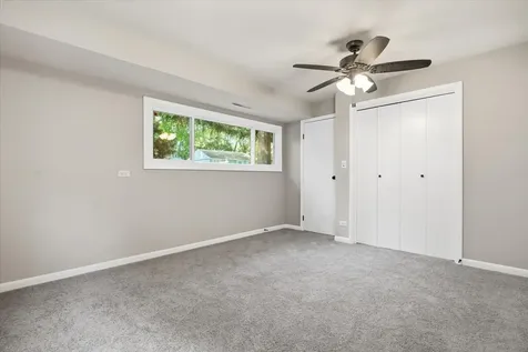 641 Clover Road Wauconda IL 60084