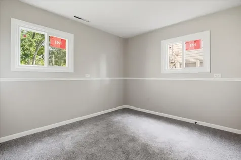641 Clover Road Wauconda IL 60084