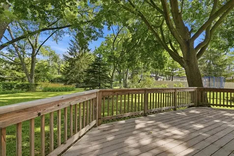 641 Clover Road Wauconda IL 60084