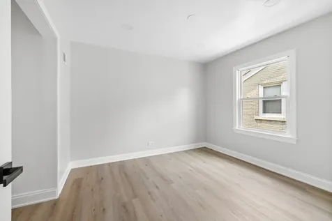 2830 West Summerdale Avenue Chicago IL 60625
