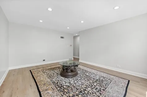 2830 West Summerdale Avenue Chicago IL 60625