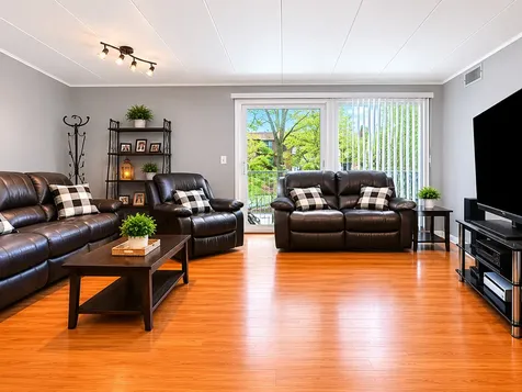 11036 South Kilpatrick Avenue Oak Lawn IL 60453
