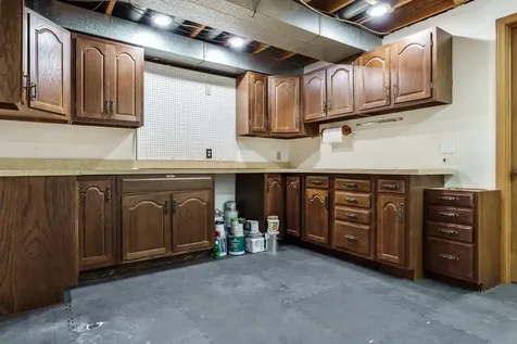 5461 Blackthorn Drive Rockford IL 61107