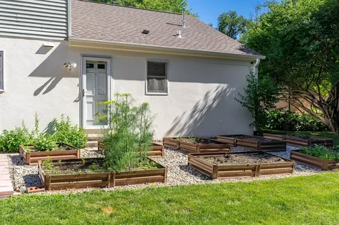 5461 Blackthorn Drive Rockford IL 61107
