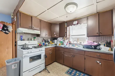 3733 West 64th Street Chicago IL 60629