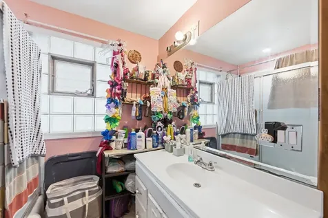 3733 West 64th Street Chicago IL 60629