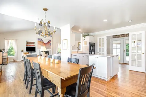 5284 Harvey Road Caledonia IL 61011