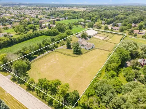 5284 Harvey Road Caledonia IL 61011
