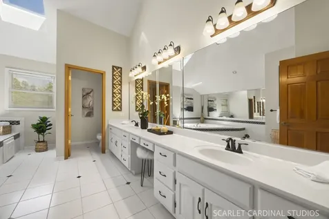 1050 Aster Lane West Chicago IL 60185