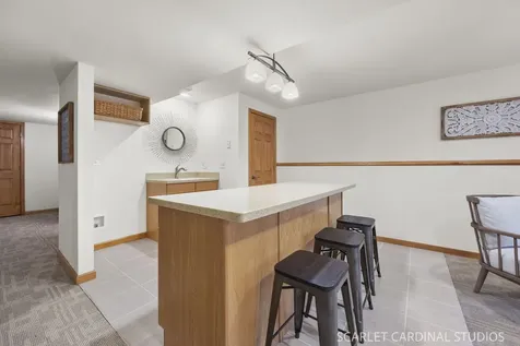 1050 Aster Lane West Chicago IL 60185