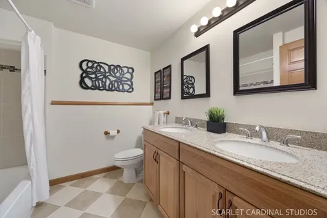 1050 Aster Lane West Chicago IL 60185