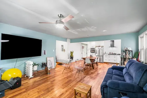 136 Callan Avenue Evanston IL 60202