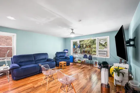 136 Callan Avenue Evanston IL 60202