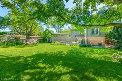 472 Lincoln Avenue Lake Bluff IL 60044