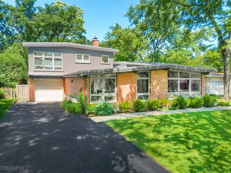 472 Lincoln Avenue Lake Bluff IL 60044