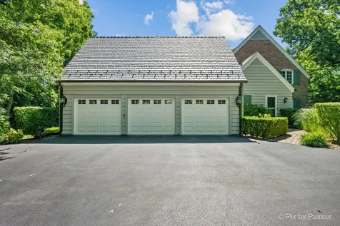 1986 Camphill Circle Inverness IL 60067