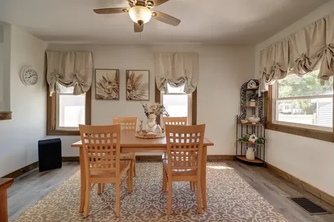 1303 Johnson Avenue Sterling IL 61081