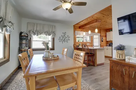 1303 Johnson Avenue Sterling IL 61081