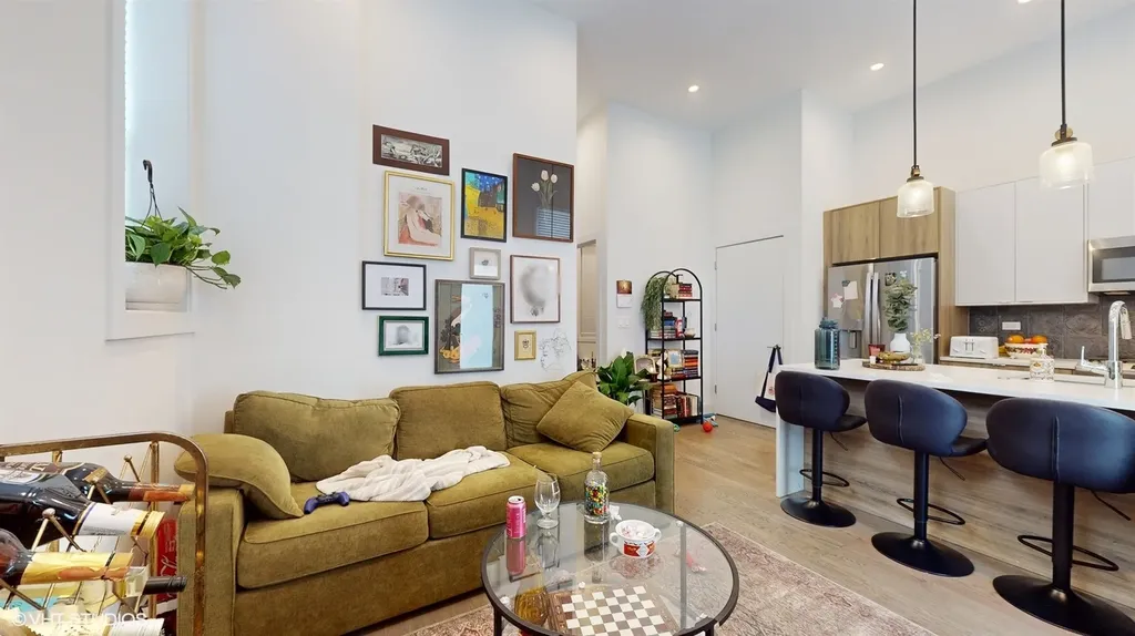 2120 West Belmont Avenue Chicago IL 60618