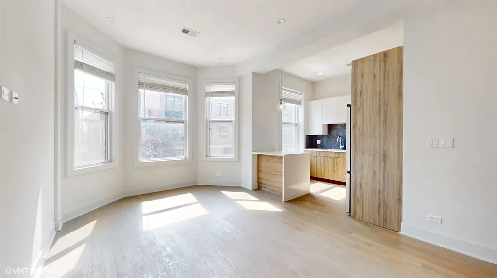 2120 West Belmont Avenue Chicago IL 60618