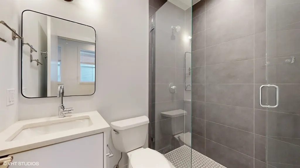 2120 West Belmont Avenue Chicago IL 60618